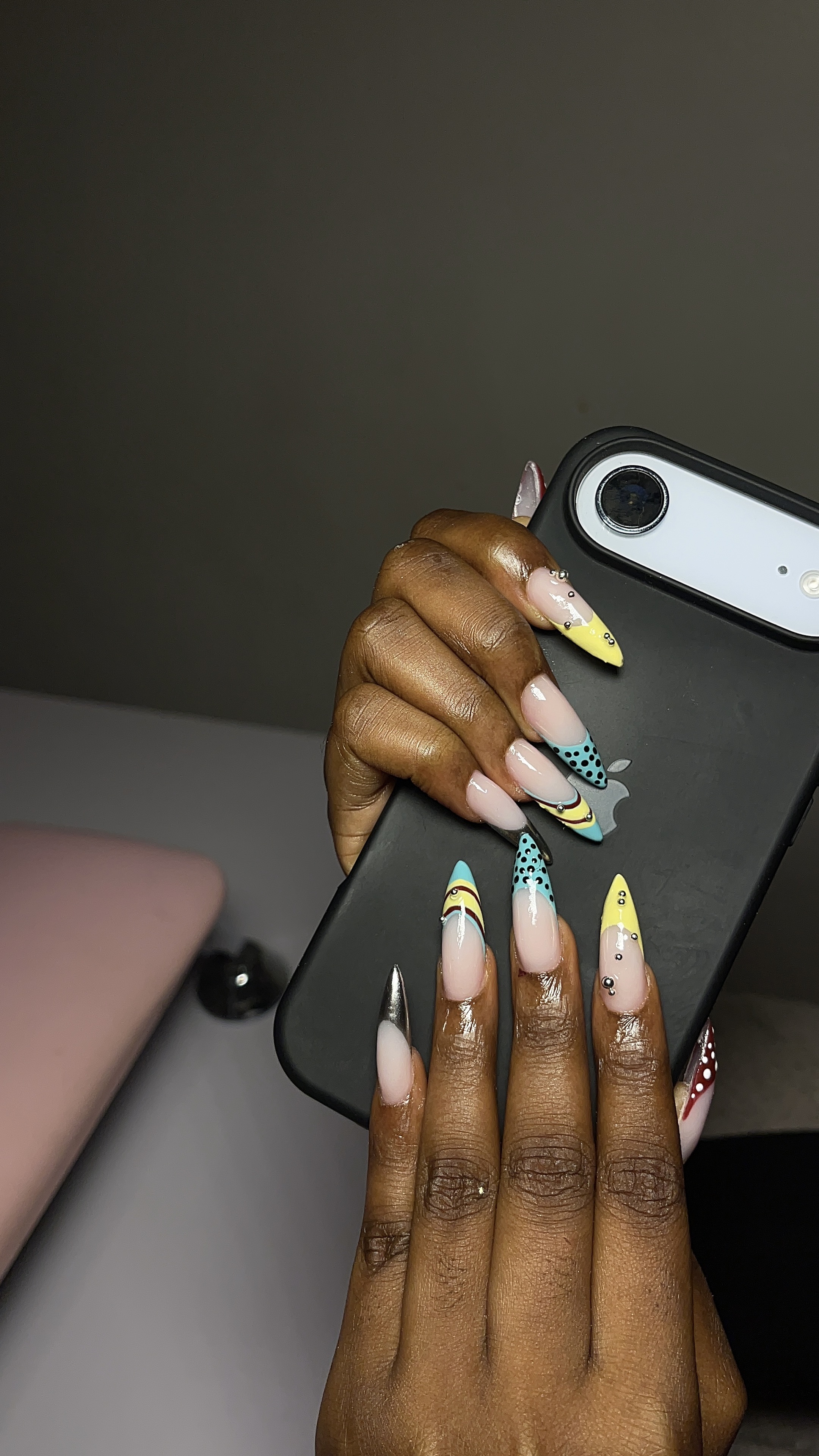 Acrylic almond set